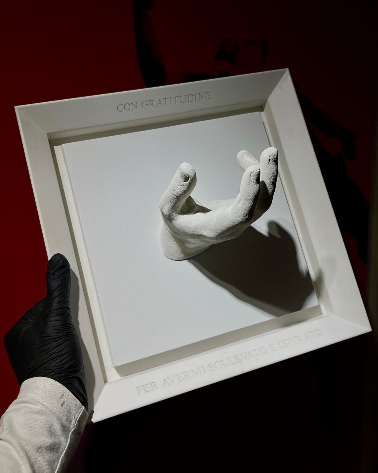 Sculture di mani — opera su commissione, RP Art Studio (Rosso Perseo)
